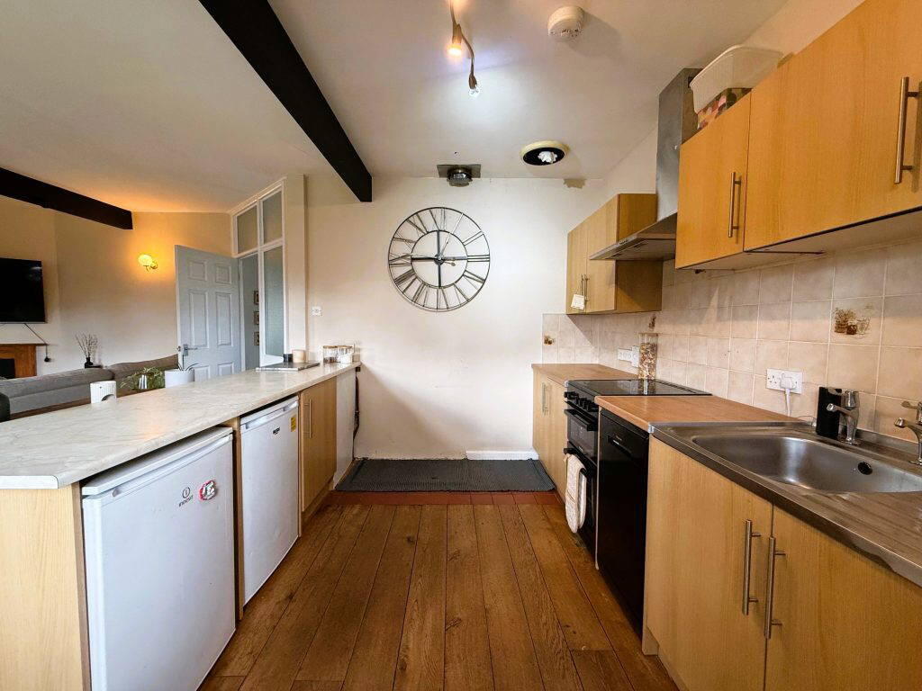 House in Walford, Herefordshire - View 3