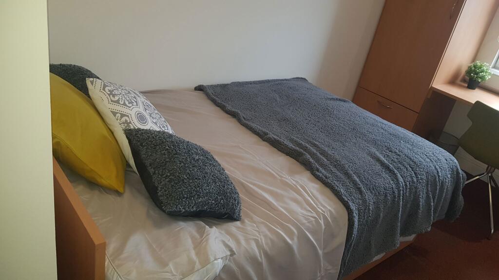 Additional image 5 of Longside Lane, Bradford, West Yorkshire, BD7 1SA