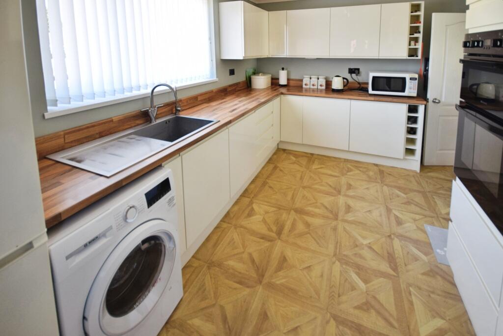 West End, Hogsthorpe, PE24 photo 4
