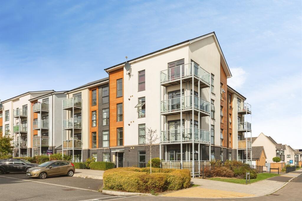 Main image of property: Great Brier Leaze, Patchway, Bristol