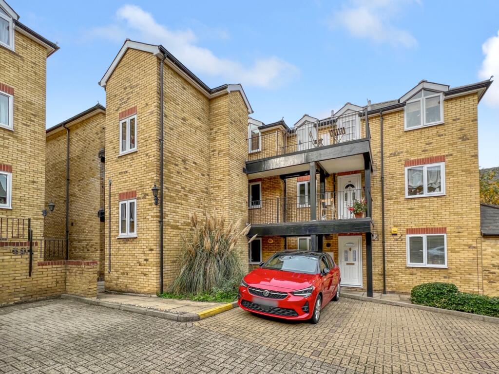 Main image of property: The Maltings, Clifton Road, Gravesend, Kent, DA11 0AN