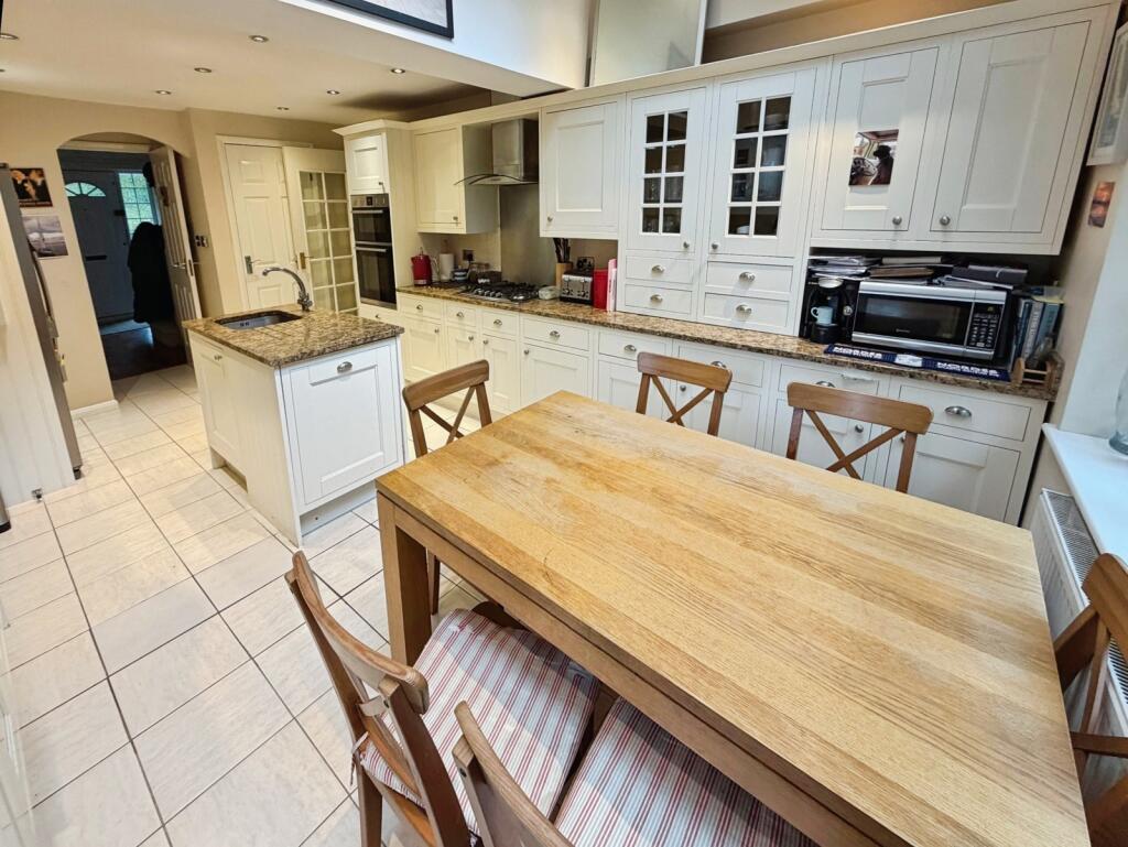 House in Portsmouth - View 4