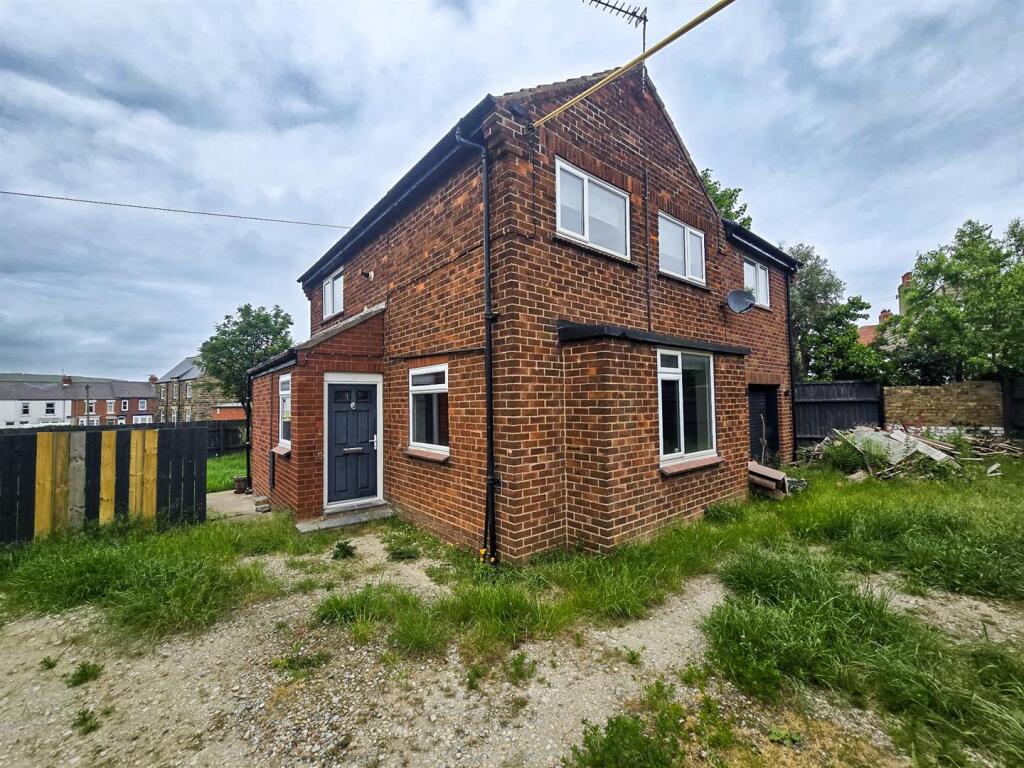 Main image of property: Seaton Crescent, Staithes, Saltburn-By-The-Sea
