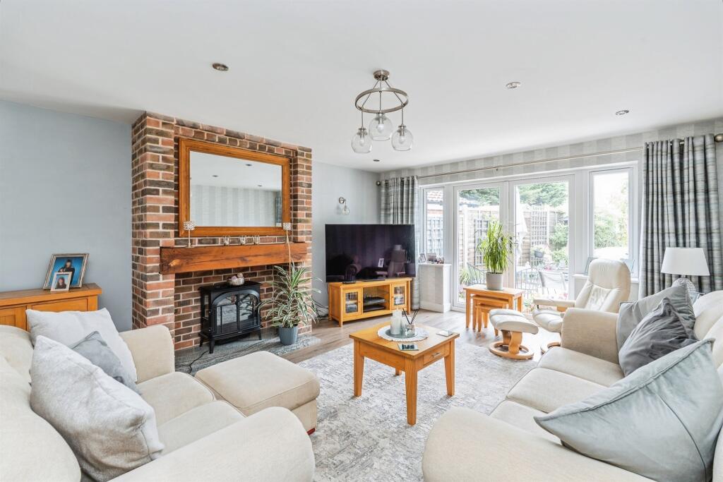 House in Southampton - View 2