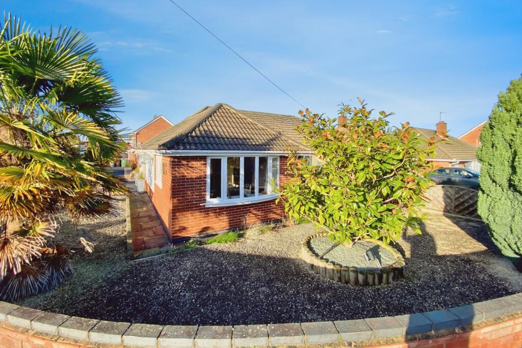 Coplow Crescent, Syston, LE7 photo 3