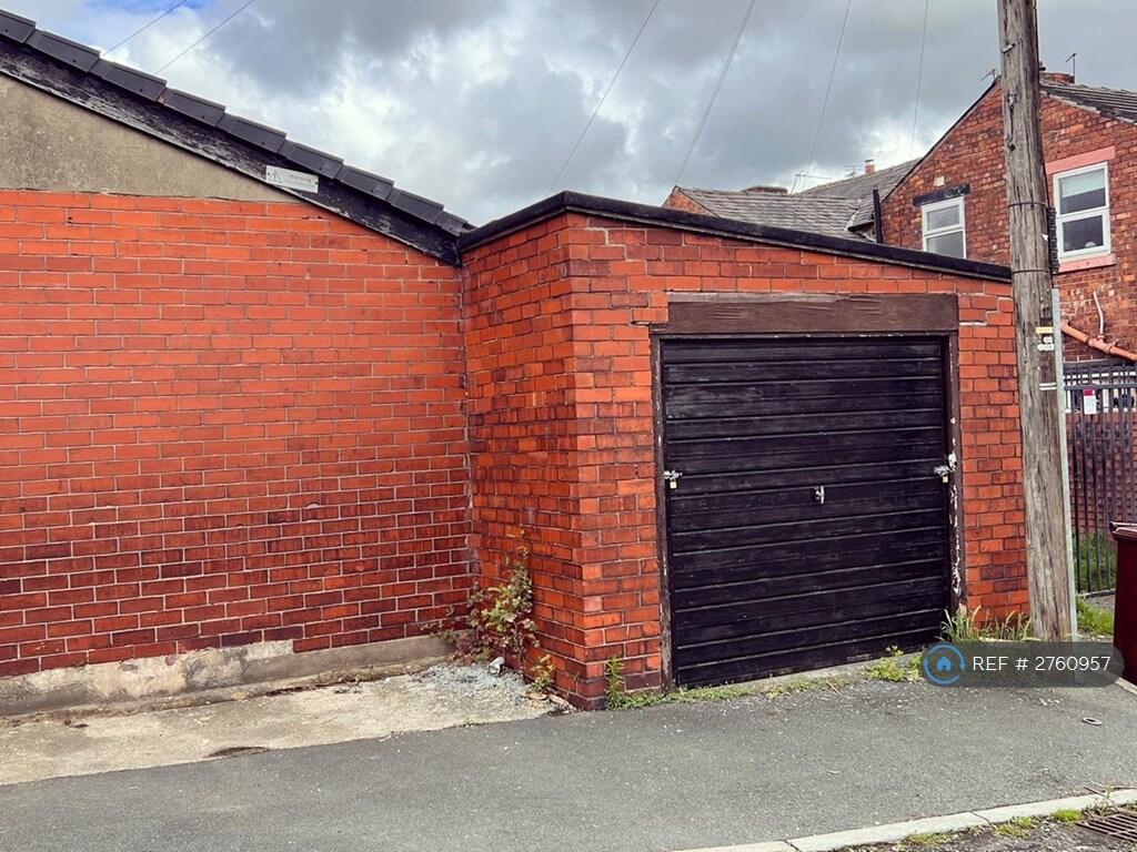 House in Wigan, Ince-in-Makerfield - View 2
