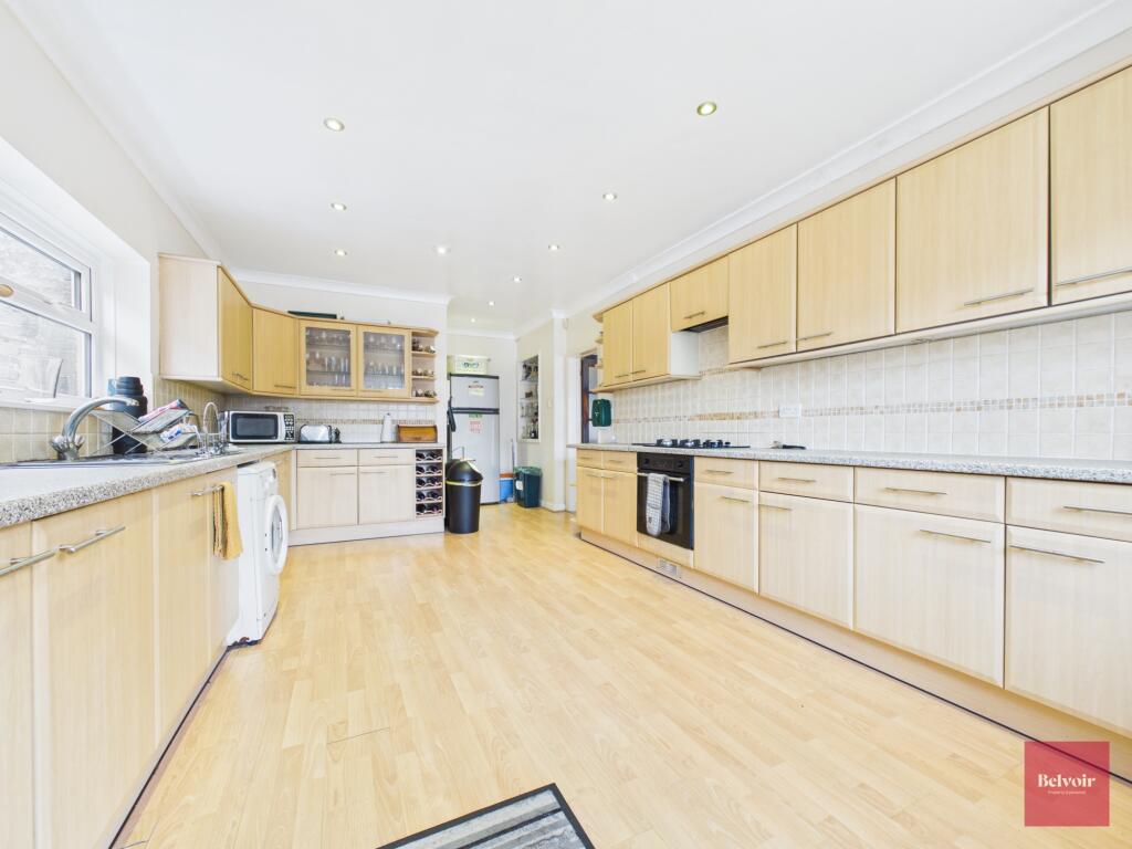 House in Swansea, Cockett - More