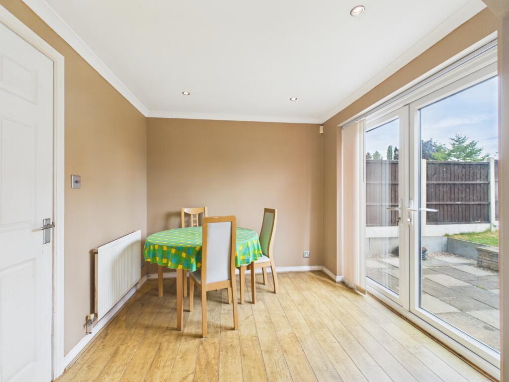 Rossington Drive, Littleover photo 4