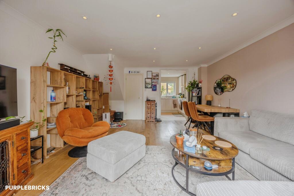 House in Tandridge, Caterham-on-the-Hill - View 5