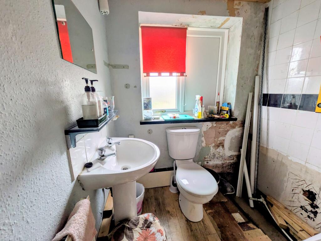 Additional image 8 of Sticker Lane, Bradford, BD4