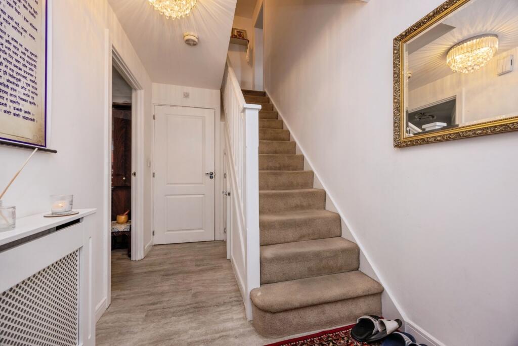 House in Aldershot, Gun Hill Park, North Town - View 4