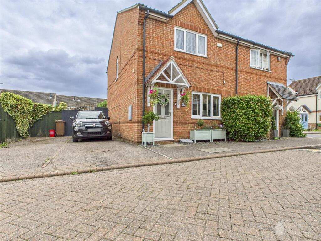 Main image of property: Wansbeck Close, Stevenage