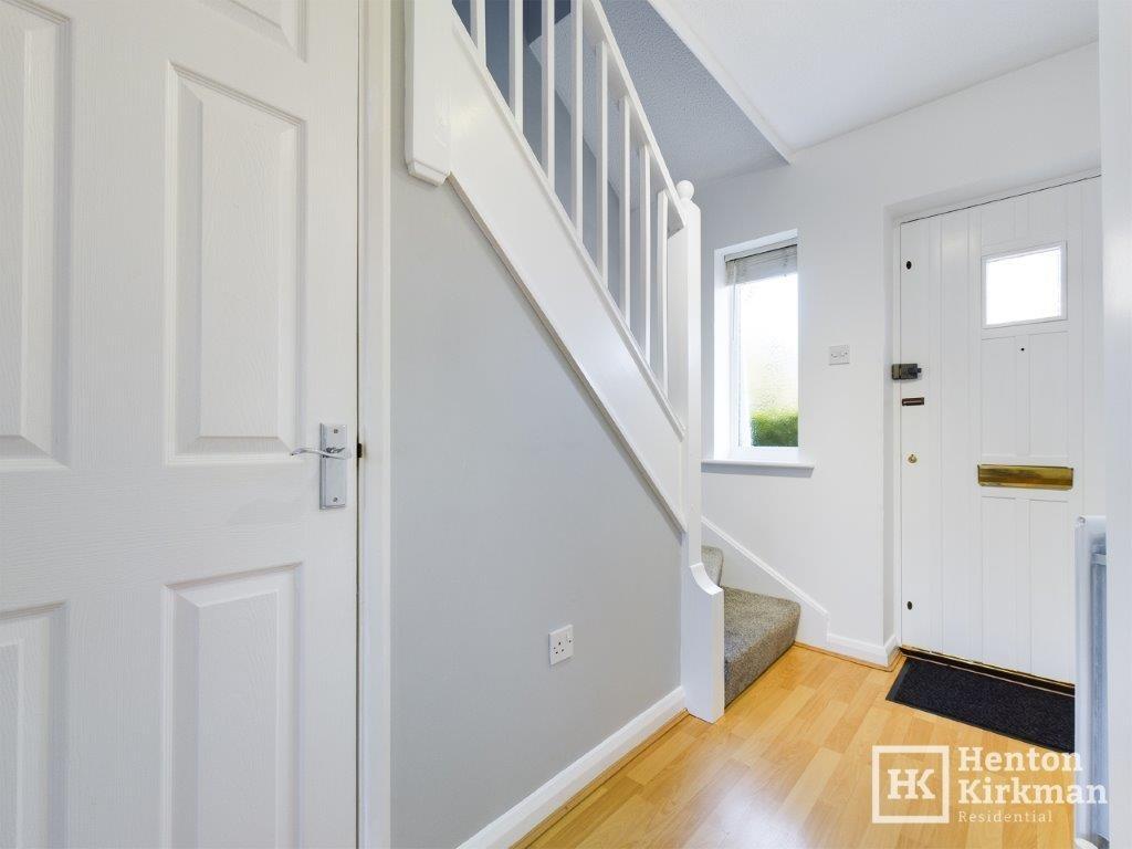 Archers Close, Billericay, Essex, CM12 photo 4