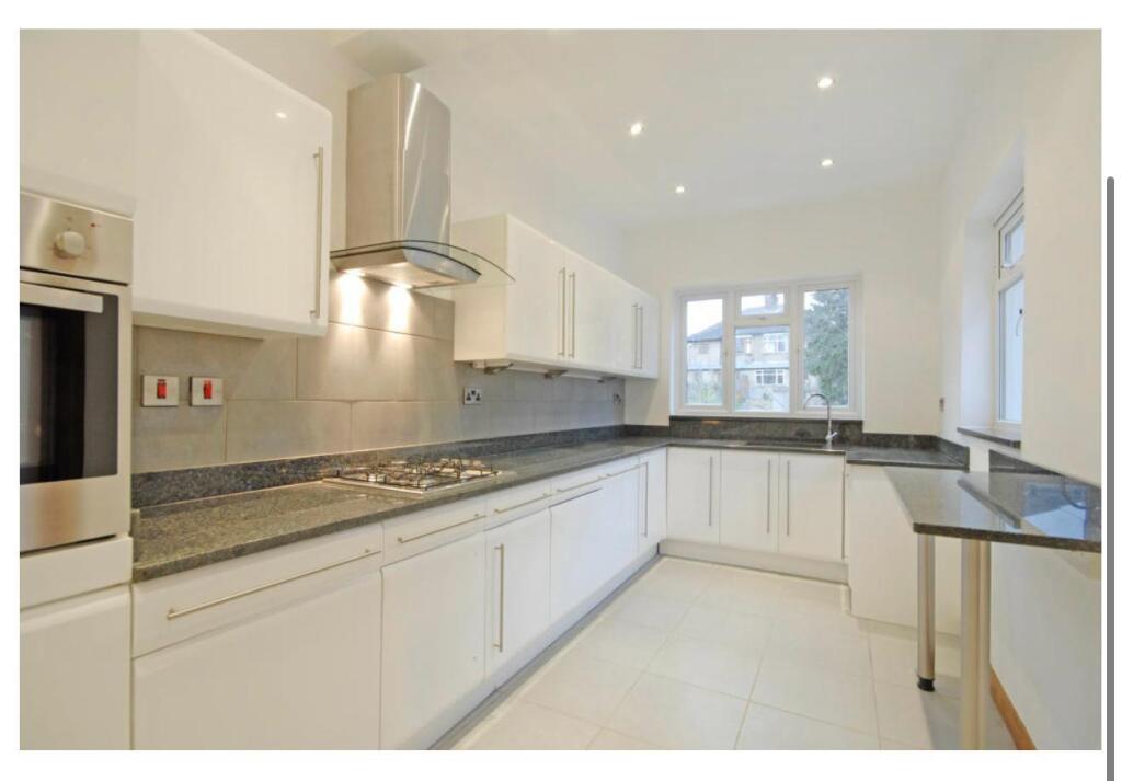 House in Harrow - View 2