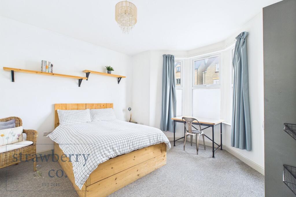 Main image of property: High Street, Kingswood, BS15