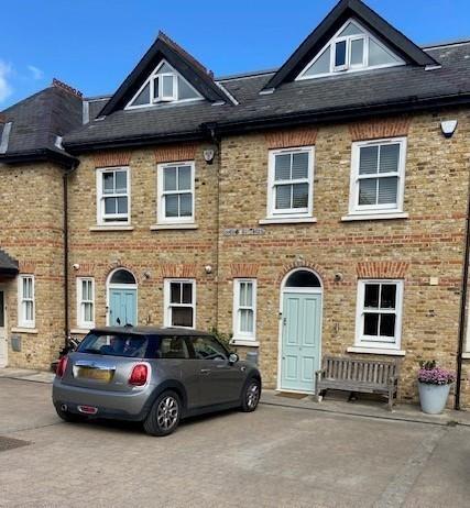 Main image of property: Queens Passage, Chislehurst