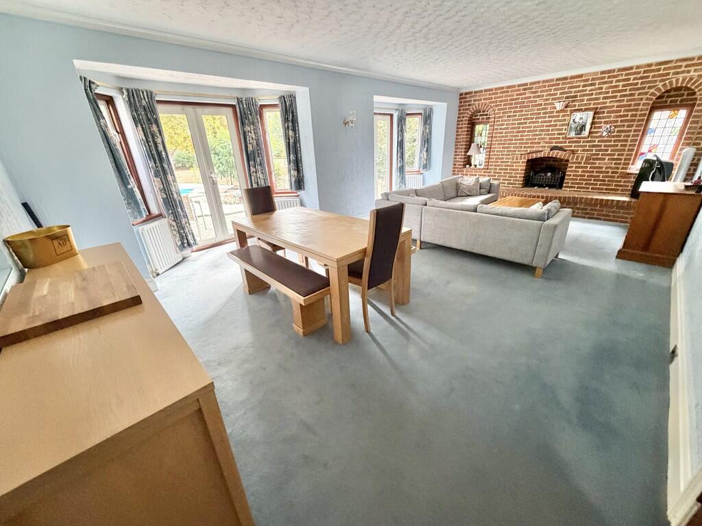 House in Guildford - View 5