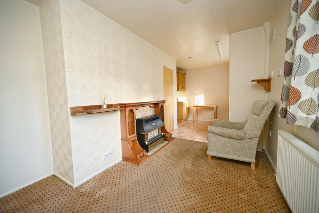 House in Barnsley, South Yorkshire - More