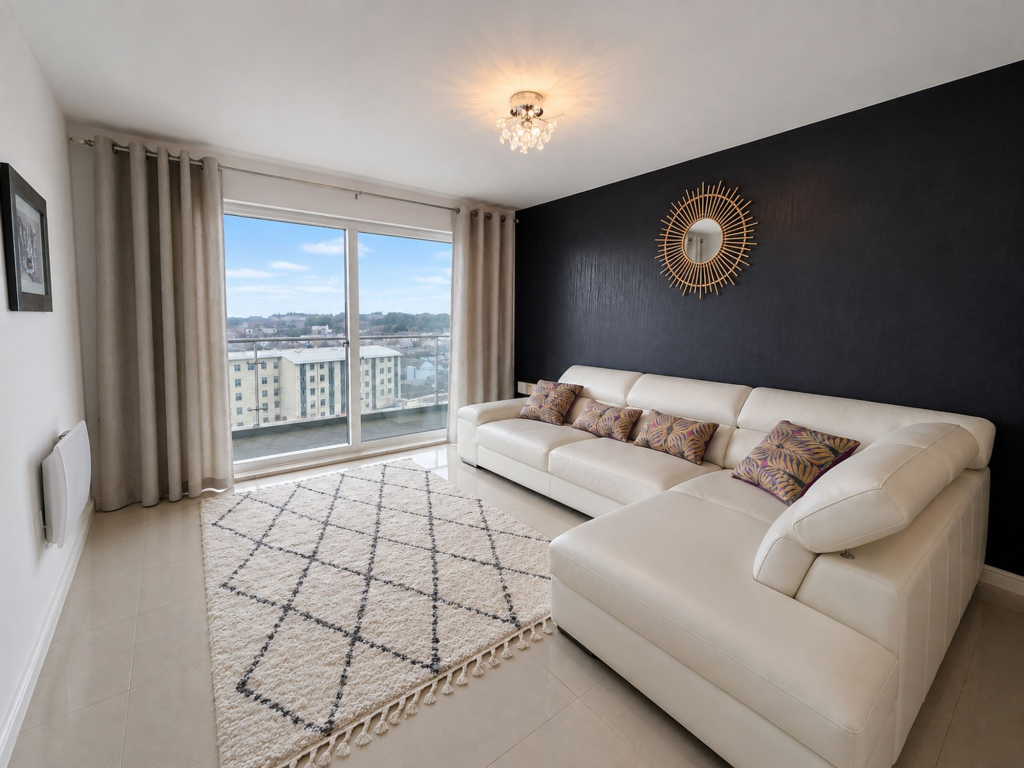 Apartment in Plymouth - View 2