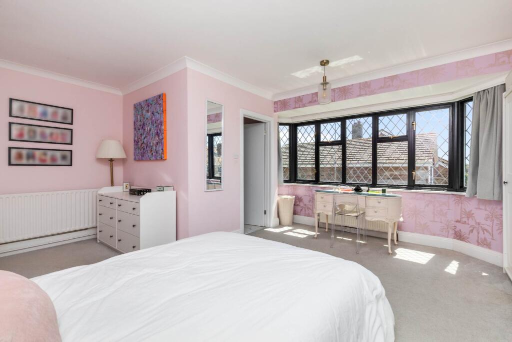 House in Worthing, West Worthing - More