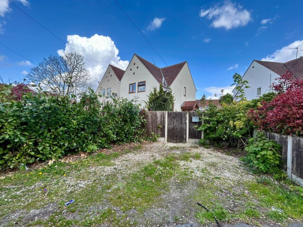 Main image of property: 1 East View, Bawtry, Doncaster, South Yorkshire, DN10 6PA