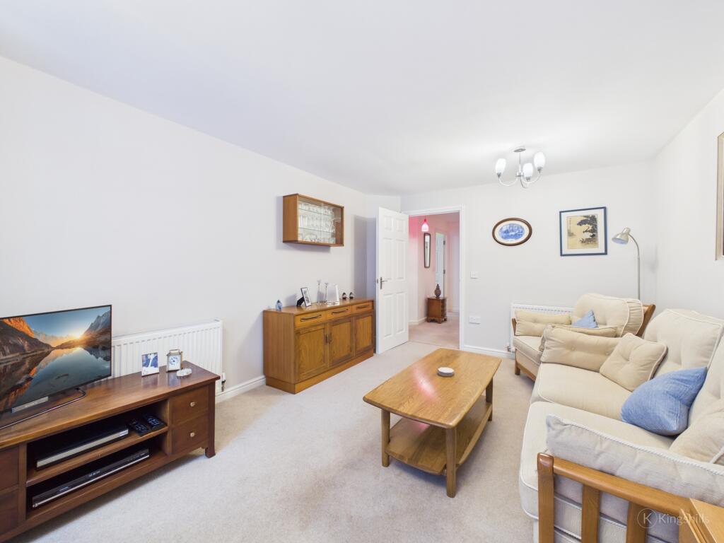 Apartment in Hemel Hempstead - View 4