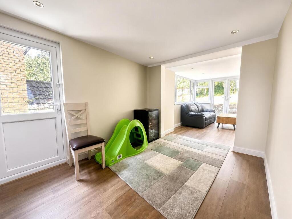 House in Cardiff - View 3
