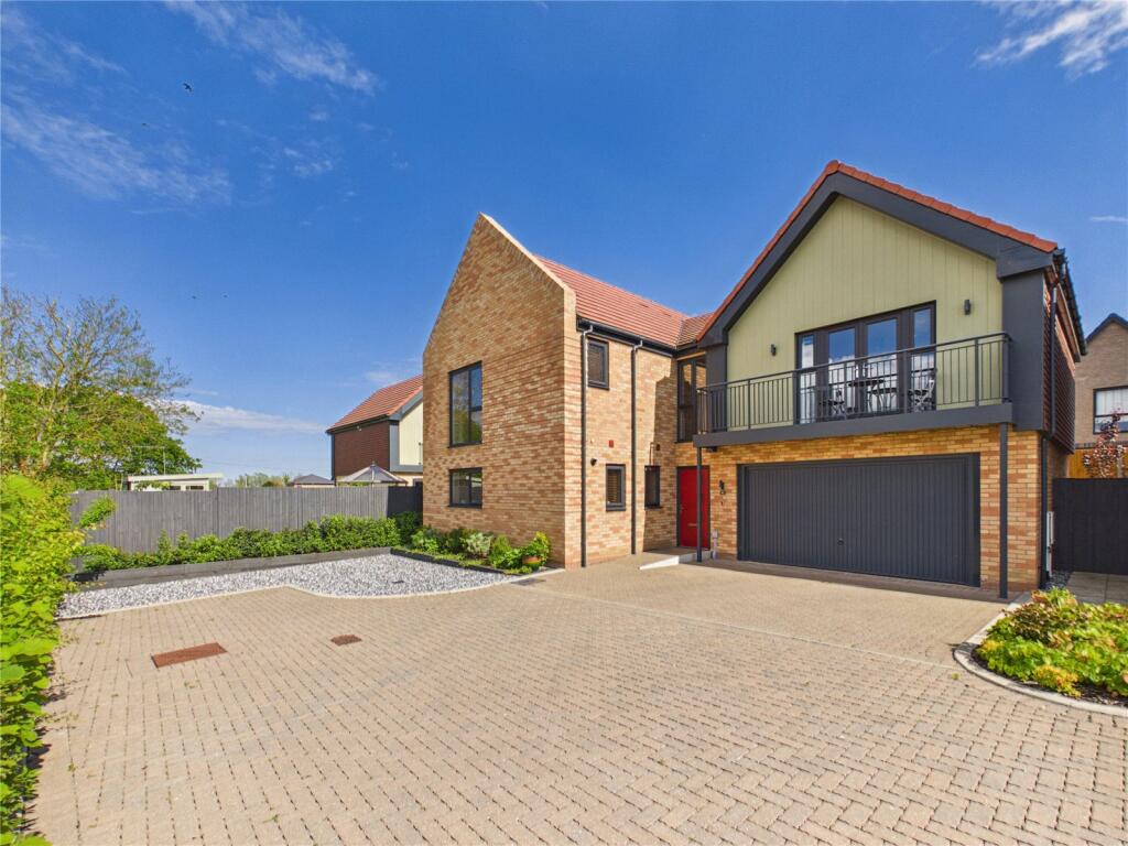 Main image of property: Fleet Road, Felixstowe, Suffolk, IP11