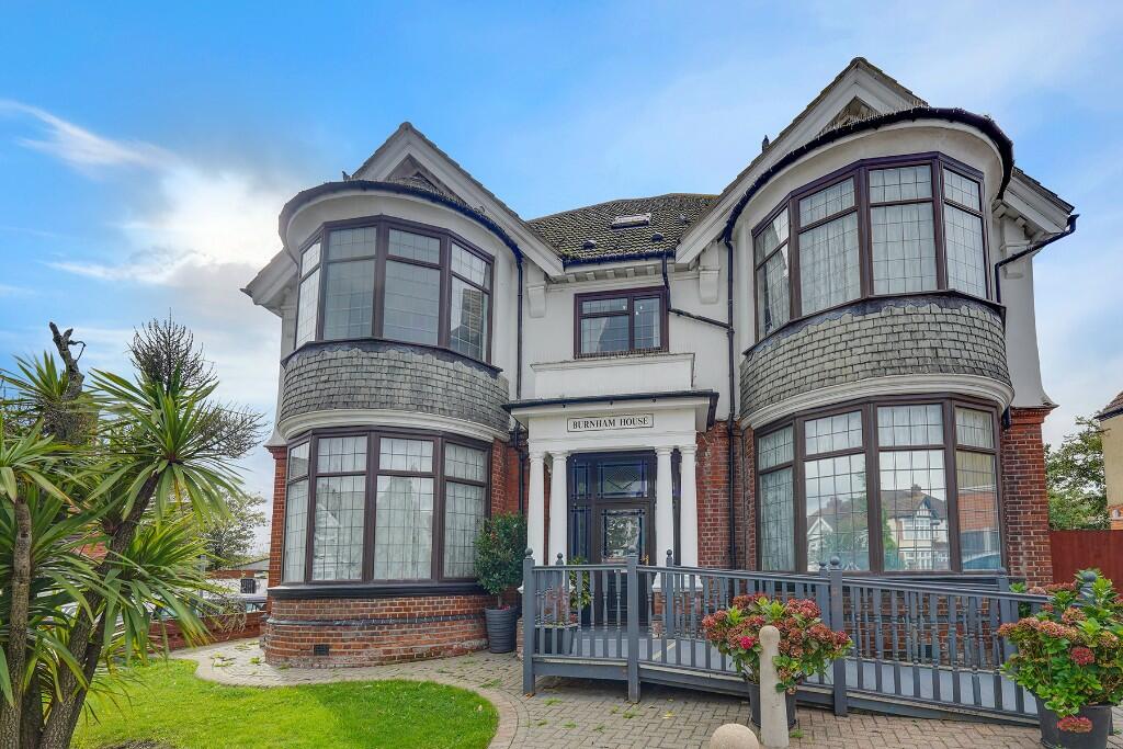 Main image of property: Cranbrook Road, Ilford, London, IG1