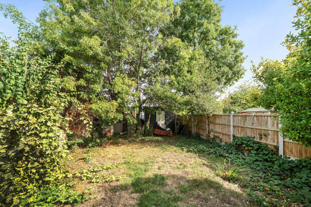 House in London - View 4
