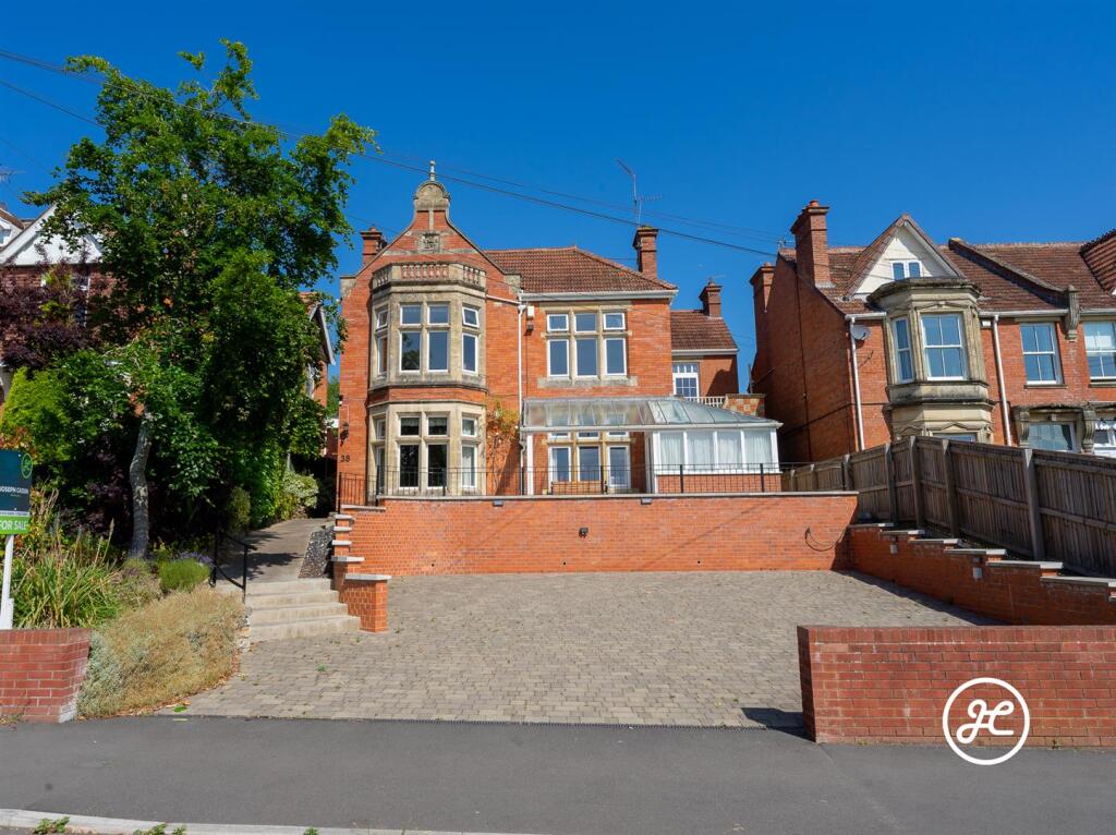 Main image of property: Durleigh Road, Bridgwater