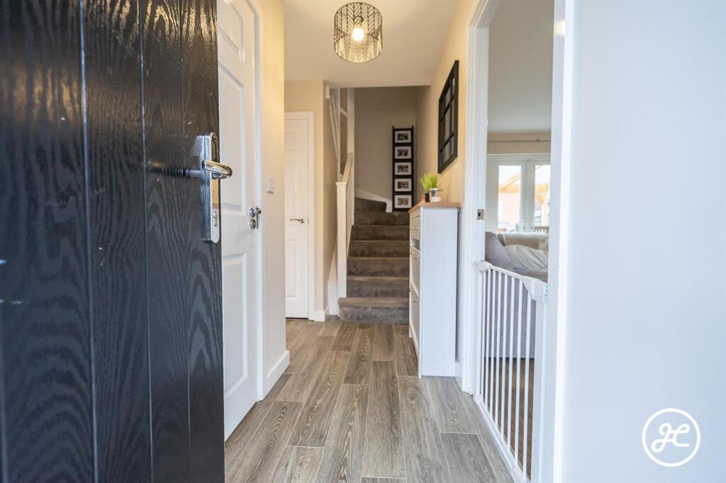 House in Taunton - View 2