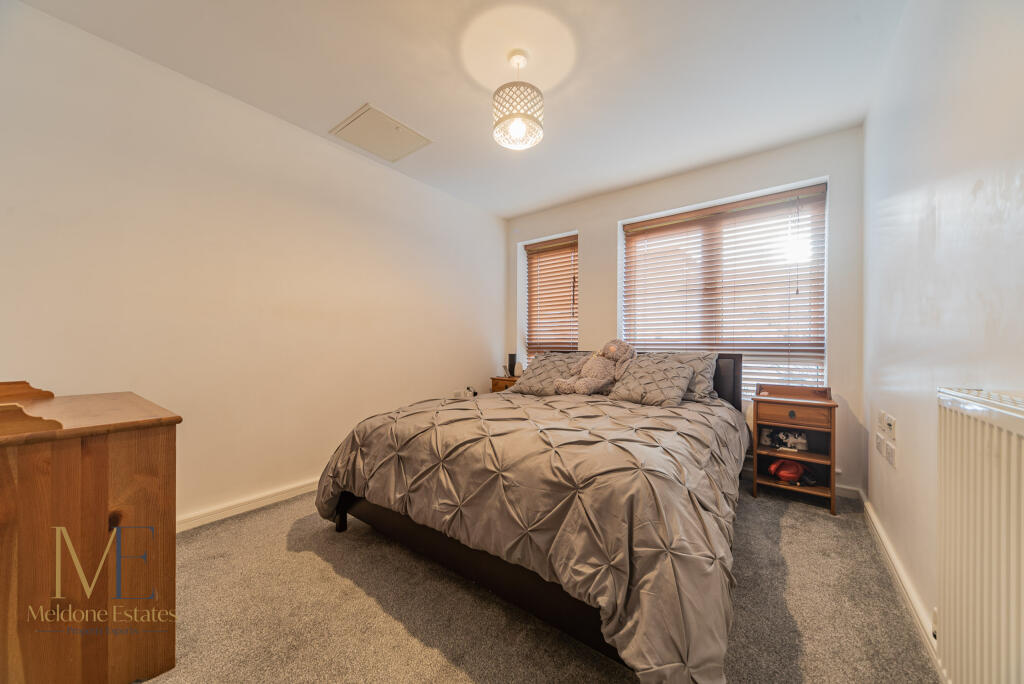 Apartment in Dartford - View 5