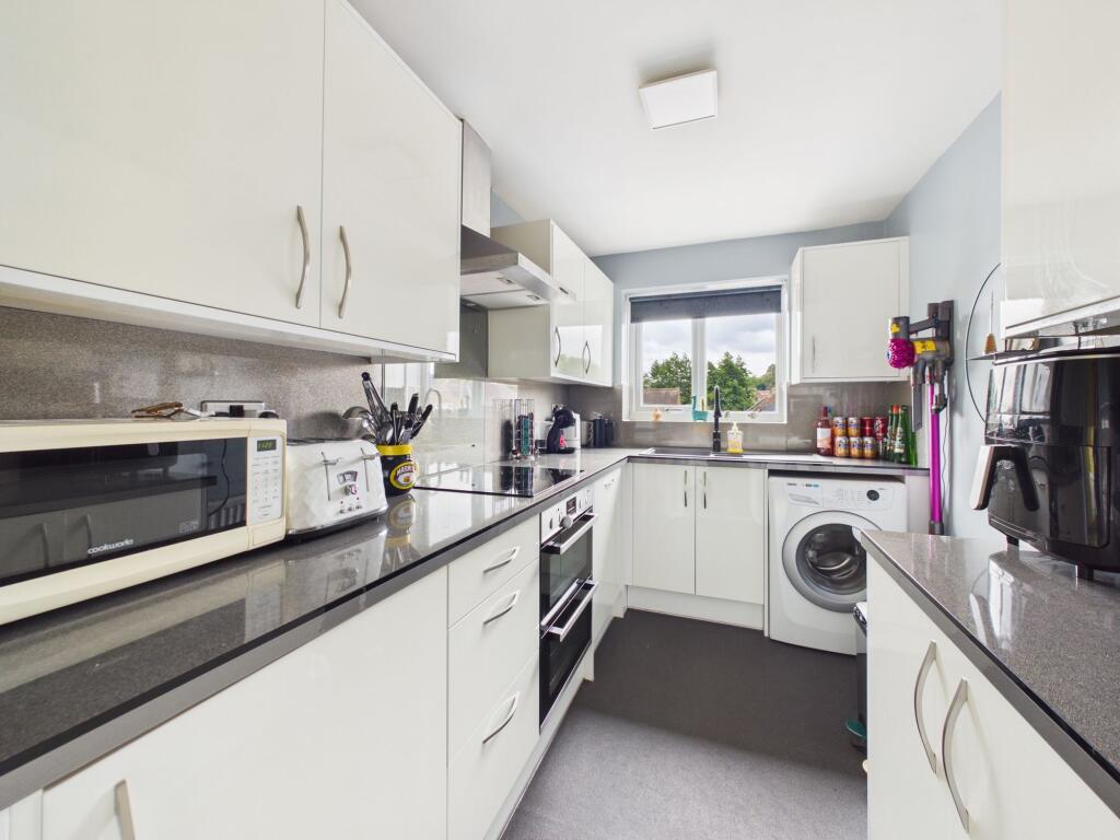 House in Nottingham, Woodthorpe - View 4