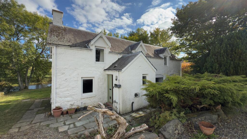 Main image of property: Dalrulzion Coach House & Keepers Cottage, Bridge Of Cally, PH10 7LJ