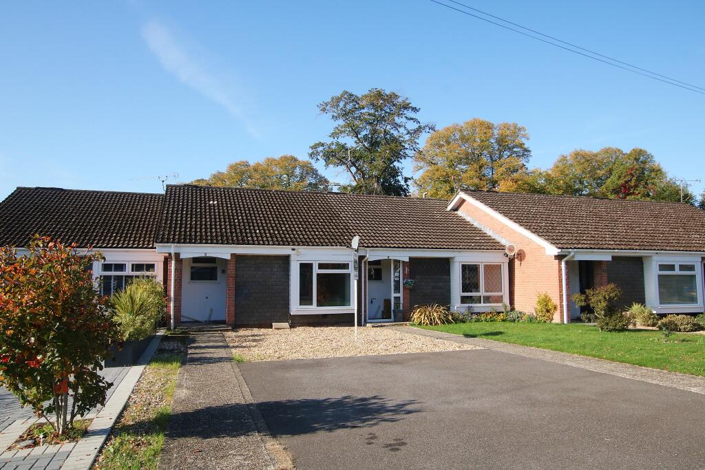 2-bed house on Romsey, £280,000