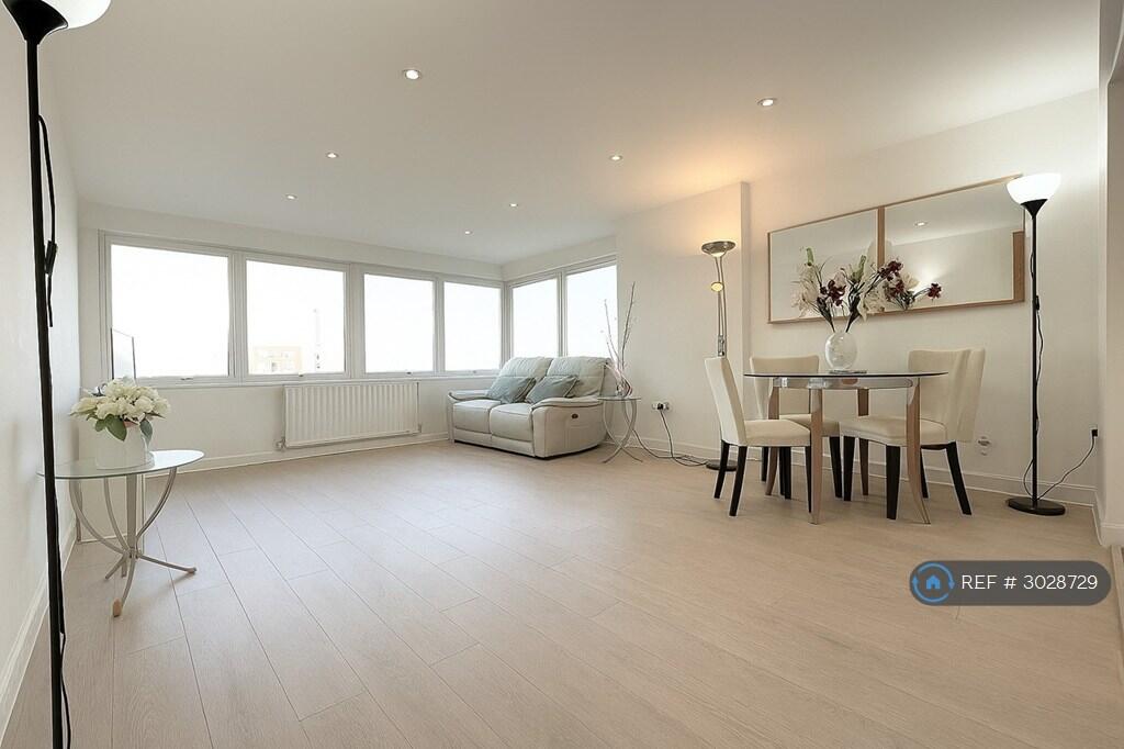 Main image of property: Canary Central, Canary Wharf, London, E14