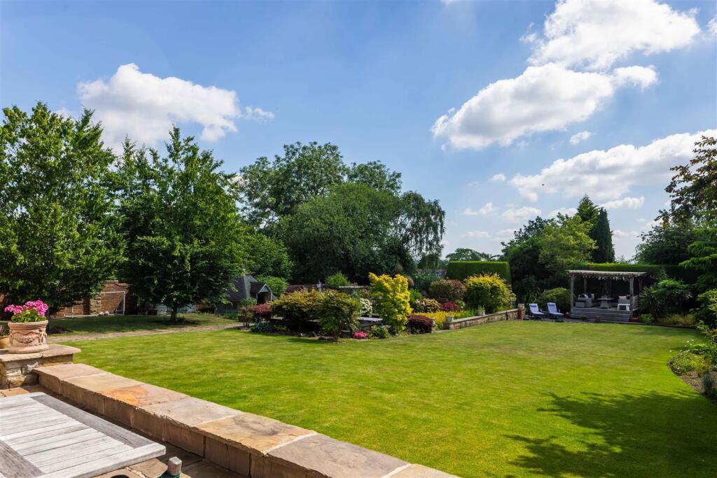 Heathfield, Adel photo 2