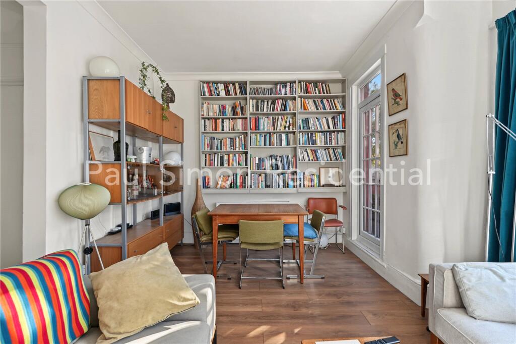 Apartment in London - More