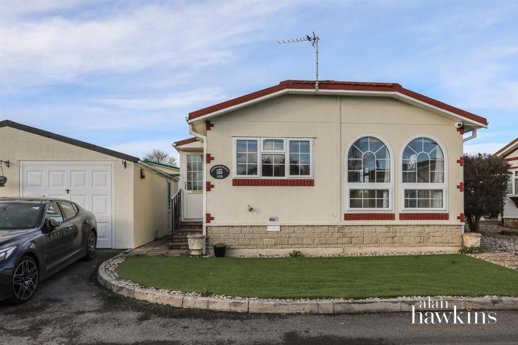 Main image of property: Lillybrook Estate, Lyneham