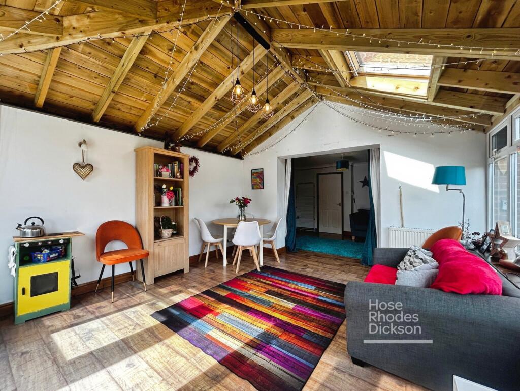 House in Cowes, Northwood - View 2