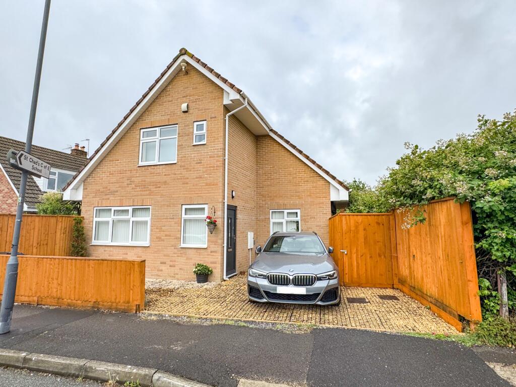Main image of property: Standish Avenue, Patchway, Bristol, BS34