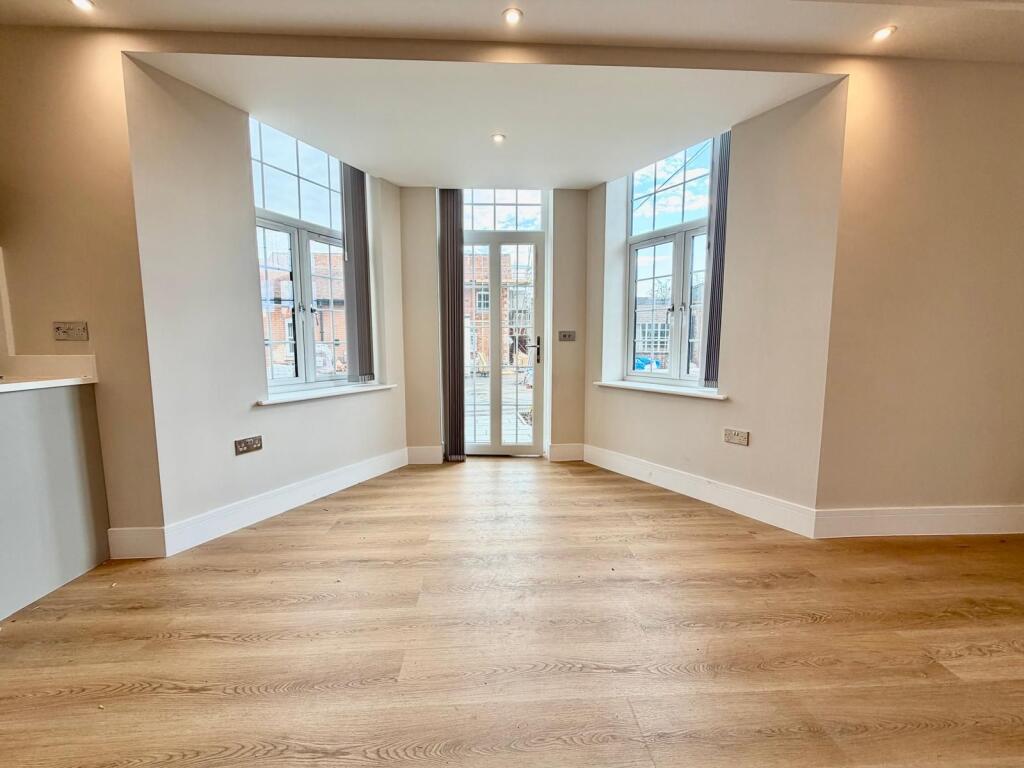 Apartment in Devizes, Wiltshire - View 4