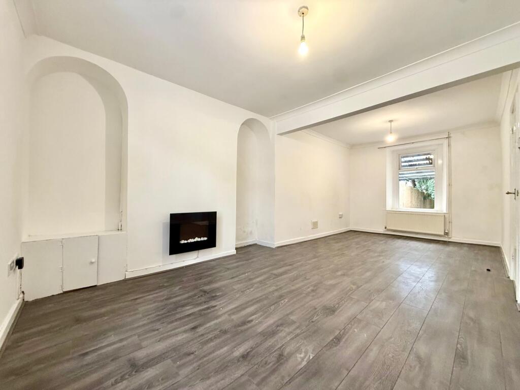 House in Newport, City Centre, Stow Hill - View 5