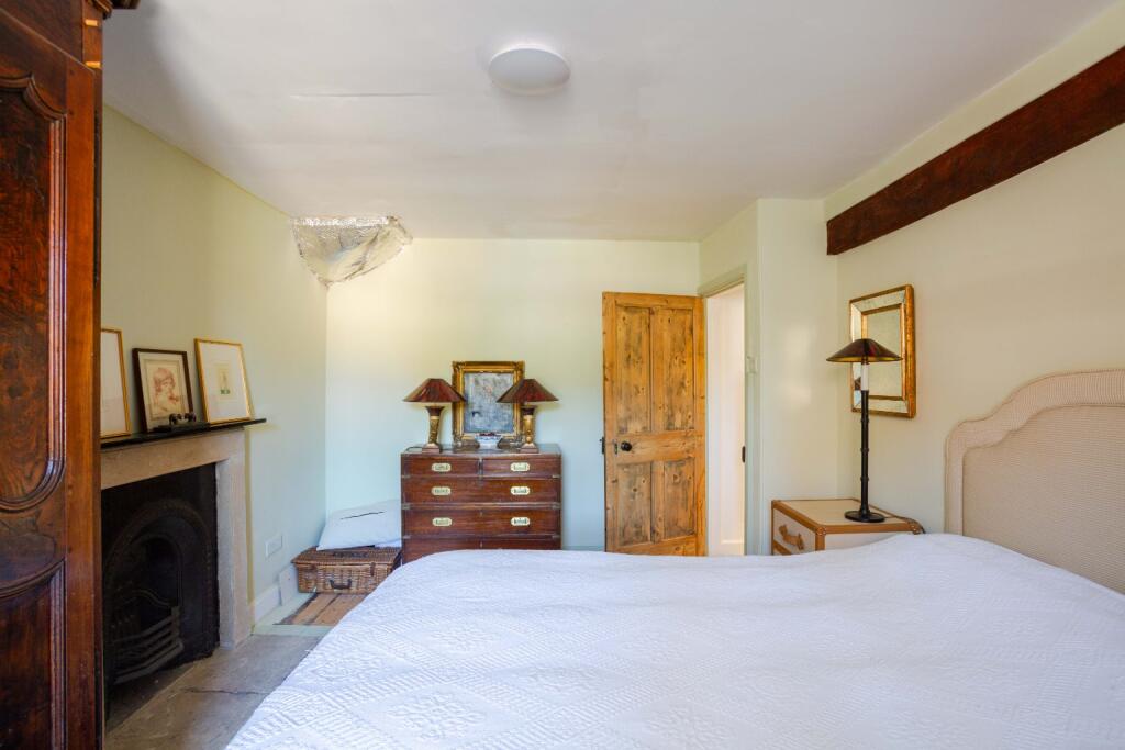 Additional image 13 of Leg Square, Shepton Mallet