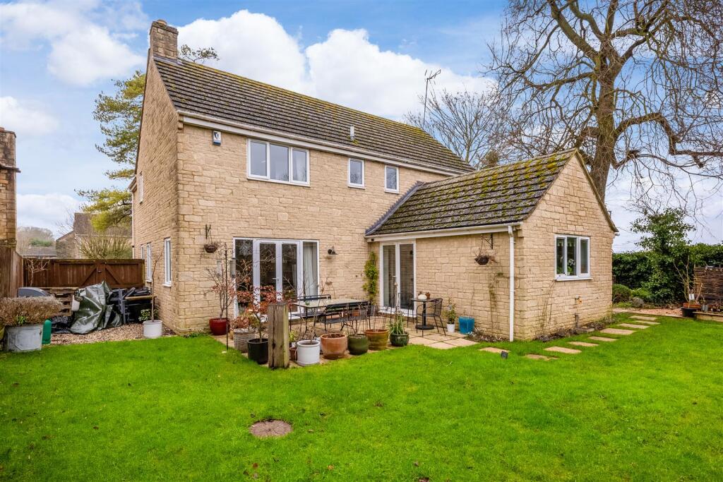 Main image of property: The Spinneys, Enstone, Chipping Norton