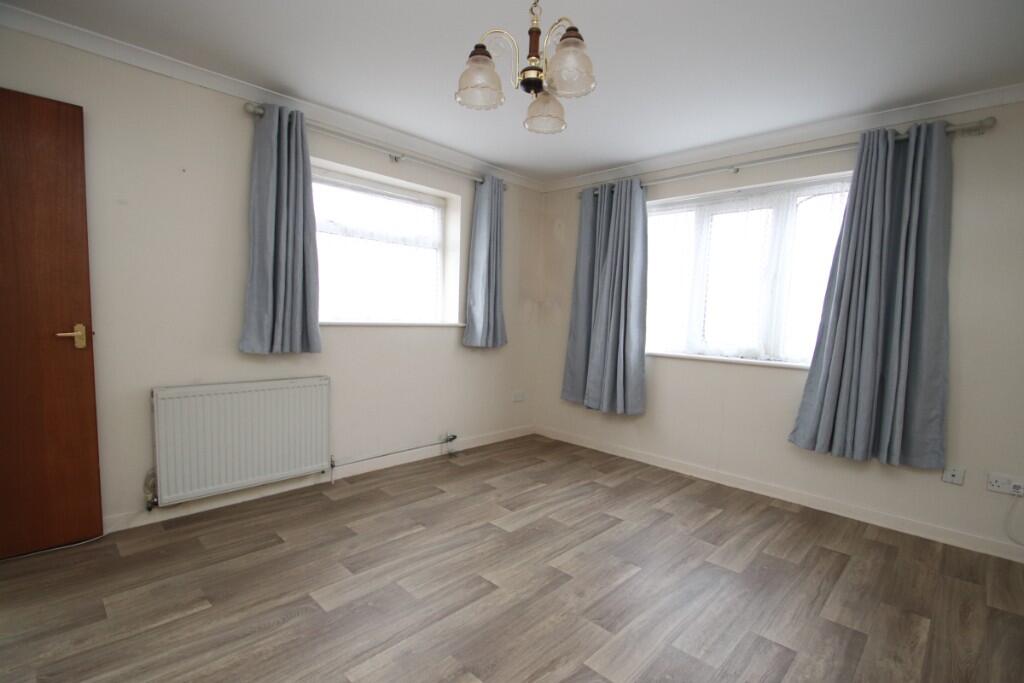 Twyford Avenue, Portsmouth, Hampshire, PO2 photo 3