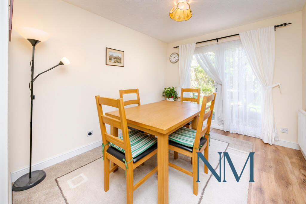 House in Redhill - View 4