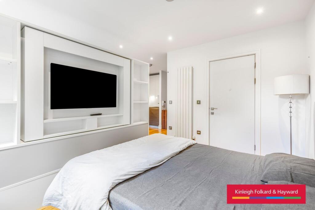 Apartment in London - View 3
