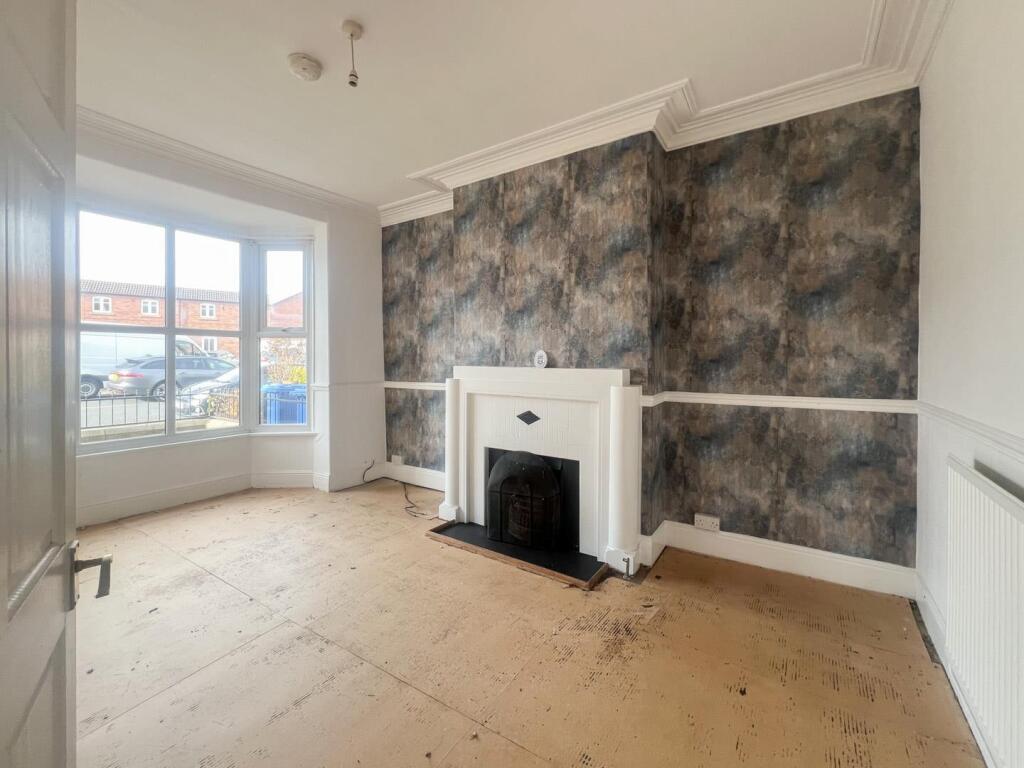 House in Hull - View 2